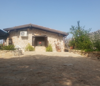 V721, Trullo in Pietrame Salento